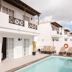 villa-fariones.puertodelcarmen-hotels.org/