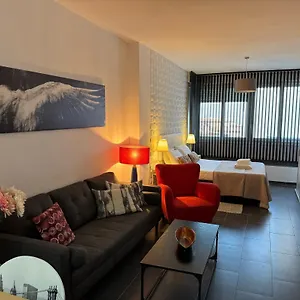 moderno-estudio-centro-de-torremolinos.hotelsinnerja.org/